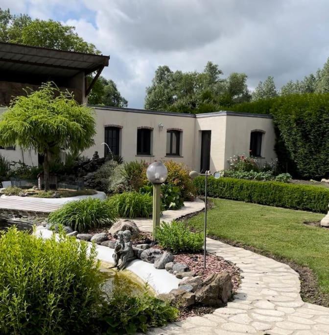 Appartement Calme Au Coeur Du Jardin Violaines Exteriér fotografie